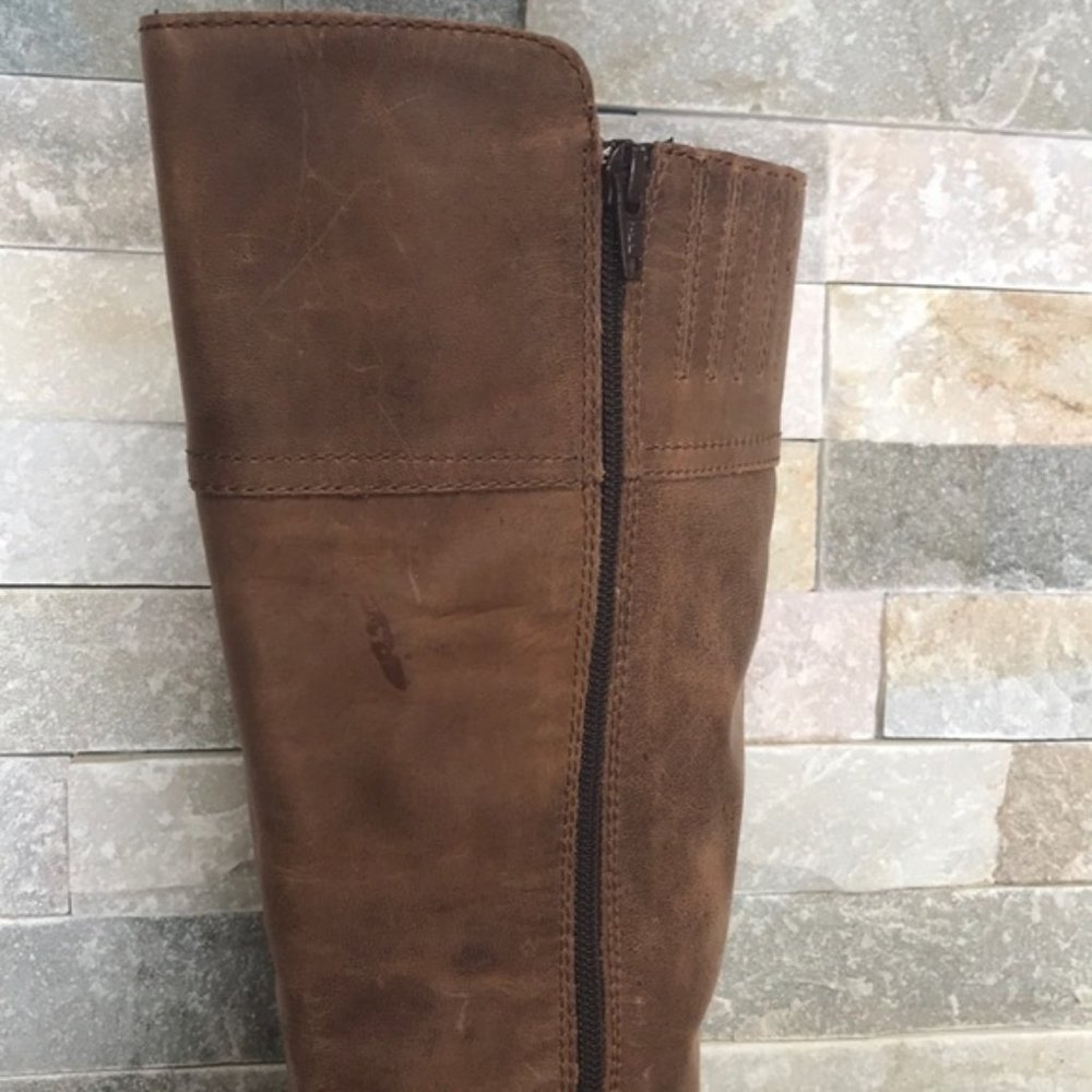 Born Fannar Leather Knee High Boot Wide Calf - Picture 11 of 13